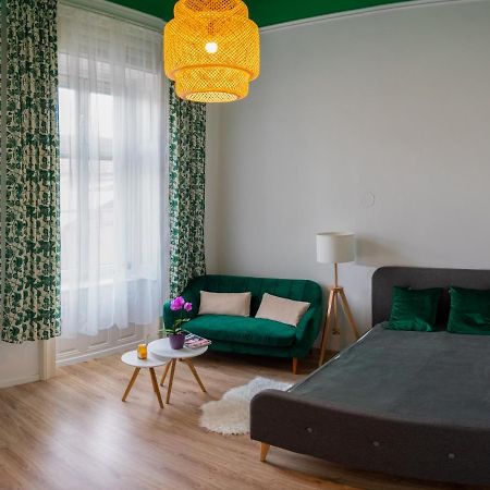 Silentium City Apartman Sárvár Exteriér fotografie